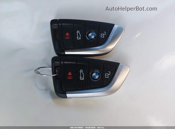 WBA73AK01R7R53780 2024 BMW 7 SERIES Gray Vista del salpicadero
