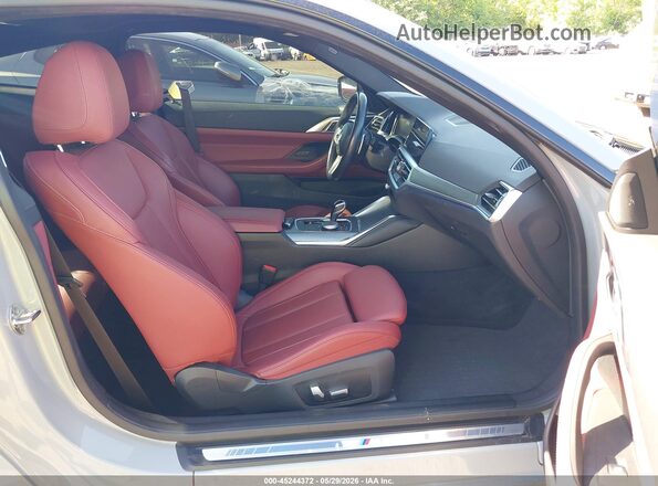 WBA73AP02PCL24946 2023 BMW 4 SERIES Gray Vista interior delantera