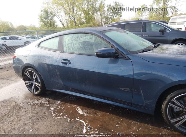 WBA73AP06RCR98066 2024 BMW 4 SERIES Blue Vista interior trasera