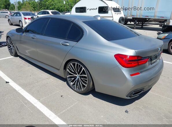 WBA7E2C52KB217251 2019 BMW 7 SERIES Silver Tył lewy