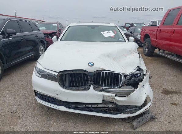 WBA7E4C54HGU99786 2017 BMW 7 SERIES White Вид задньої частини салону