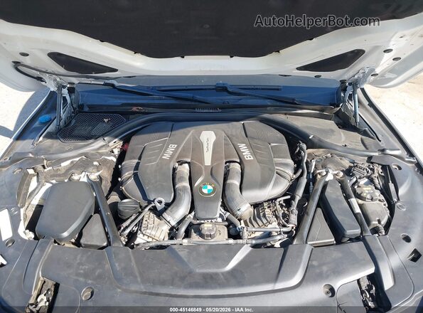WBA7F0C50HGM20989 2017 BMW 7 SERIES White Հետևի տեսք