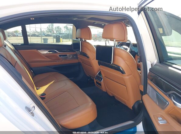 WBA7F0C50HGM20989 2017 BMW 7 SERIES White VIN կոդի պիտակի տեսք
