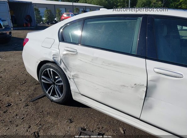 WBA7F0C59GGL99185 2016 BMW 7 SERIES White Вид спереду
