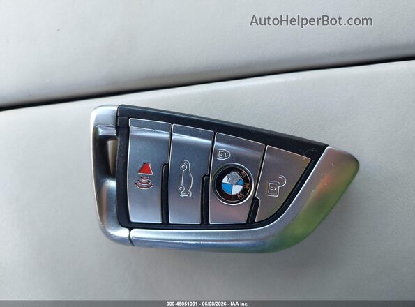 WBA7F0C59GGL99185 2016 BMW 7 SERIES White Вид панелі приладів