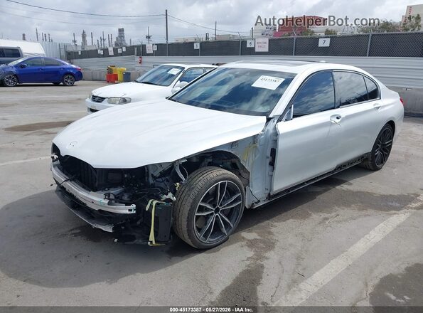 WBA7F0C5XKGM26015 2019 BMW 7 SERIES White Vista tres cuartos delantera izquierda