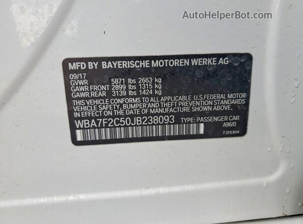 WBA7F2C50JB238093 2018 BMW 7 SERIES White Widok komory silnika