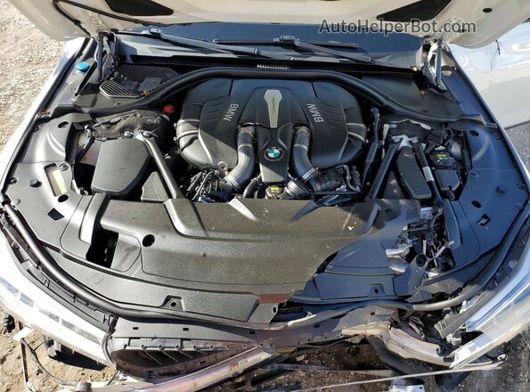 WBA7F2C53HG421985 2017 BMW 7 SERIES White Vista interior trasera
