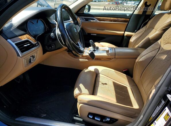 WBA7J2C56JG938394 2018 BMW 7 SERIES Blue Vista interior delantera