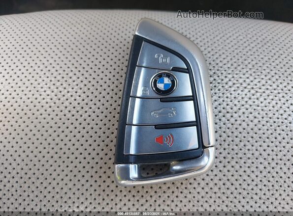 WBA7J2C58JG938137 2018 BMW 7 SERIES Silver Вид панелі приладів