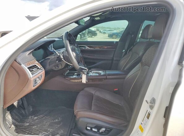 WBA7T2C02MCG11939 2021 BMW 7 SERIES White Widok wnętrza z przodu