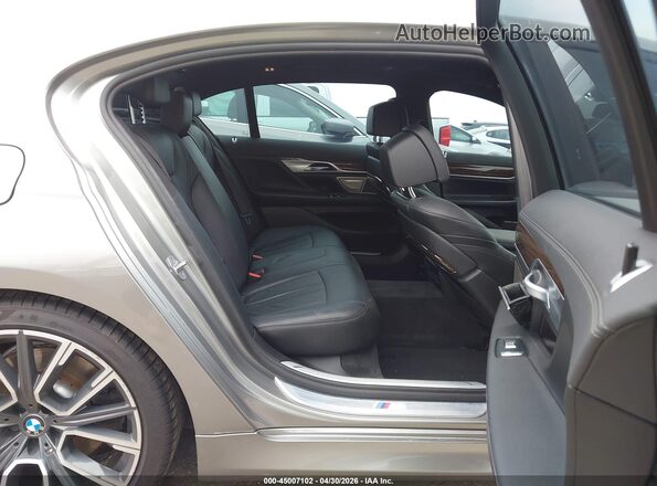WBA7T2C05NCJ47172 2022 BMW 7 SERIES Gray VIN sticker view
