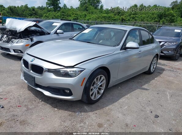 WBA8A9C32HK864541 2017 BMW 3 SERIES Silver Vista tres cuartos delantera izquierda
