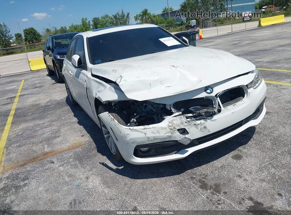 WBA8A9C58JAD27902 2018 BMW 3 SERIES Белый Вид спереди