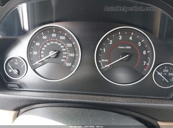 WBA8B3G52JNV01327 2018 BMW 3 SERIES White Սալոնի 360 աստիճան տեսք