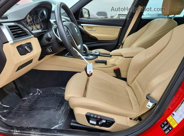 WBA8D9C53JA615850 2018 BMW 3 SERIES Красный Вид салона спереди