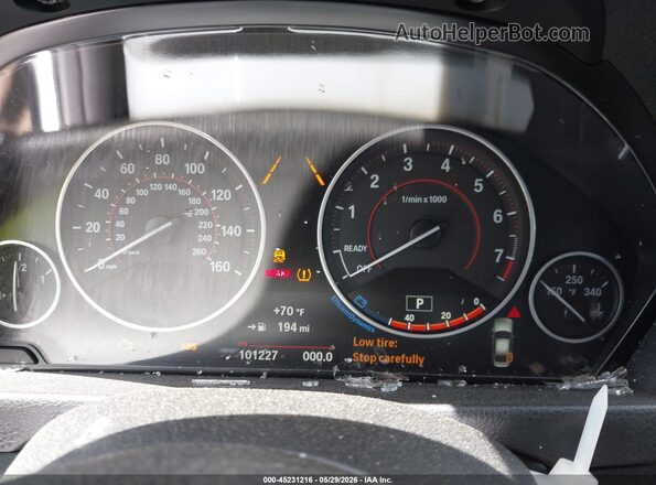 WBA8D9G5XJNU67702 2018 BMW 3 SERIES Black Vista de los asientos traseros