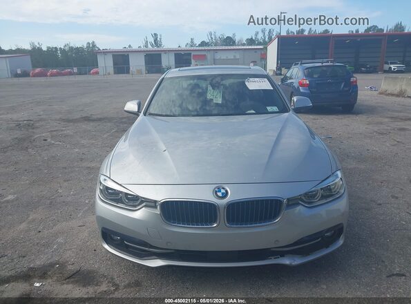 WBA8E1C58JA178605 2018 BMW 3 SERIES Silver Вид спереду