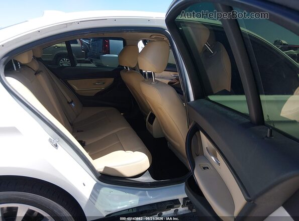 WBA8E1G31HNU18508 2017 BMW 3 SERIES White VIN კოდის სტიკერის ხედი