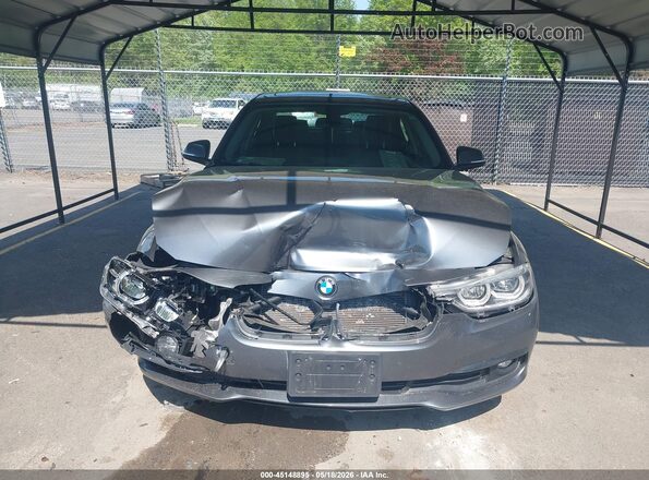 WBA8E5G54JNU47404 2018 BMW 3 SERIES Gray ხელსაწყოთა პანელის ხედი