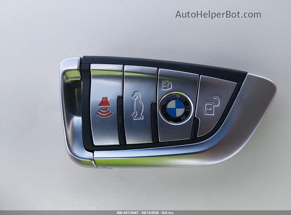 WBABC4C0XRCR25395 2024 BMW M8 Silver წინა პანელის ხედი