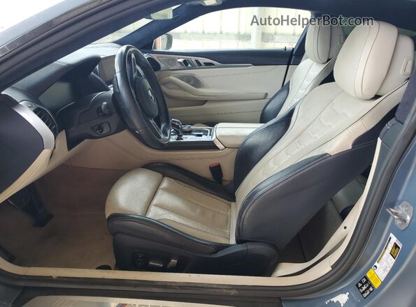 WBABC4C58KBU96930 2019 BMW M8 Серый Вид салона спереди