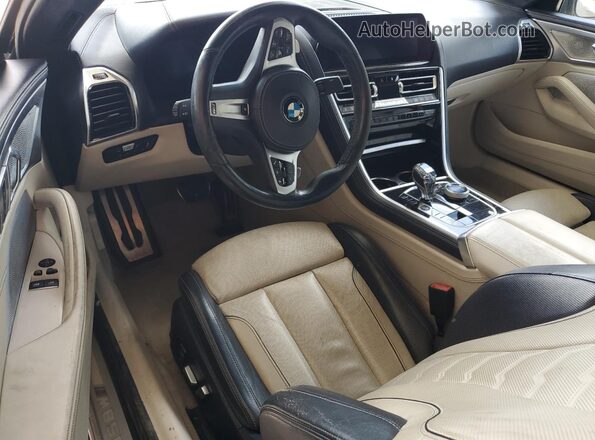 WBABC4C58KBU96930 2019 BMW M8 Серый Вид панели приборов