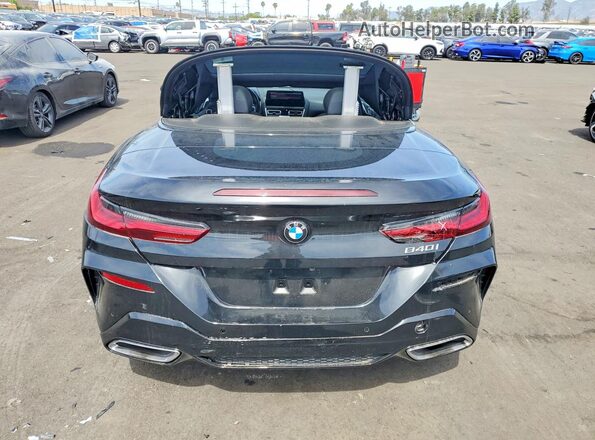 WBADZ2C06PCK62058 2023 BMW 8 SERIES Black Հետևի տեսք