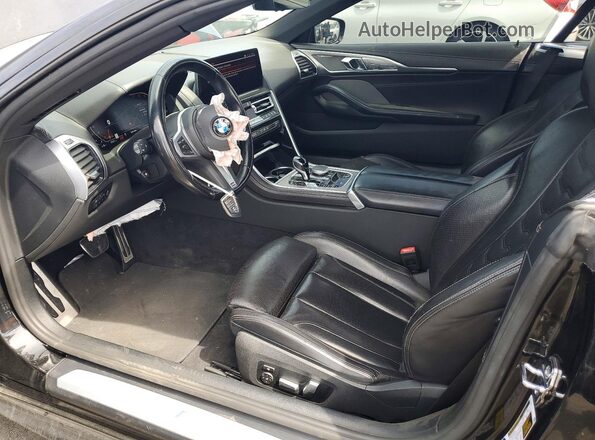WBADZ2C06PCK62058 2023 BMW 8 SERIES Black Առջևի վահանակի տեսք