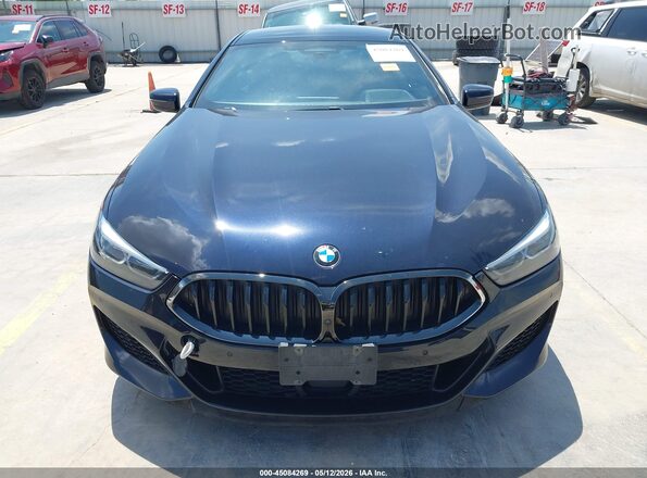 WBAGV8C01NCJ37008 2022 BMW M8 Dark Blue Вид спереду