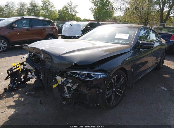 WBAGV8C05PCK65223 2023 BMW M8 Gray Przód lewy