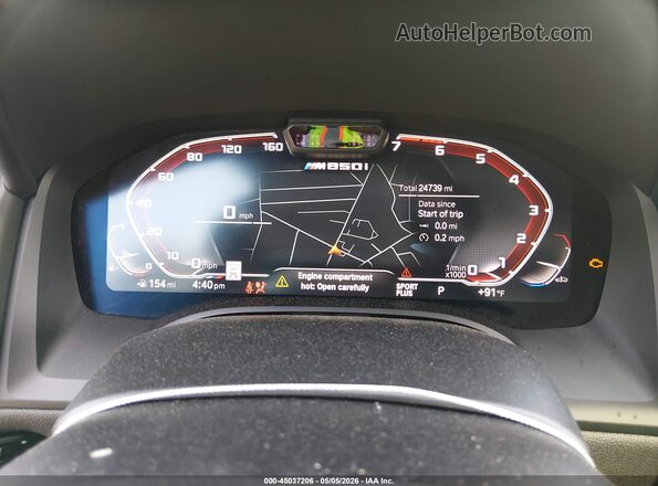 WBAGV8C05PCK65223 2023 BMW M8 Gray Widok tylnych siedzeń