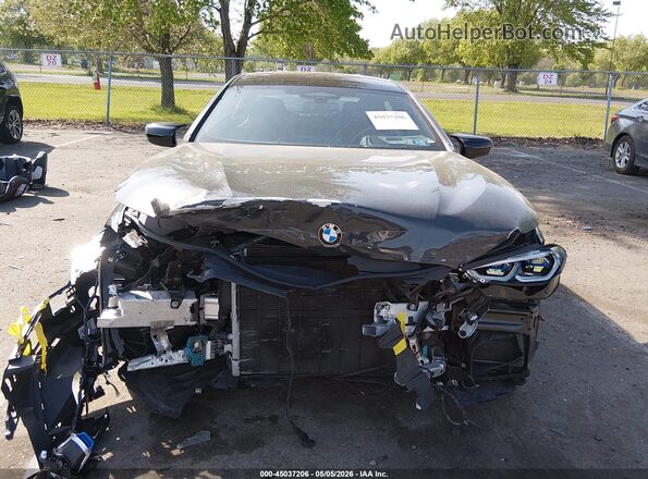 WBAGV8C05PCK65223 2023 BMW M8 Gray Widok z przodu