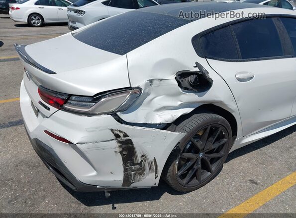 WBAGV8C07LCE44960 2020 BMW M8 Белый Вид спереди