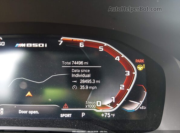 WBAGV8C07NCH75265 2022 BMW M8 Black 