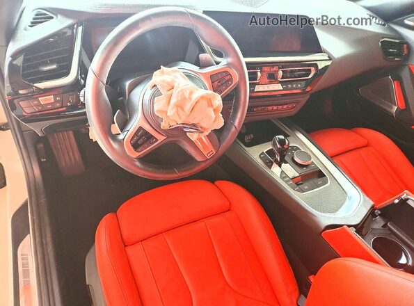 WBAHF3C02PWY15707 2023 BMW Z4 White Dashboard view