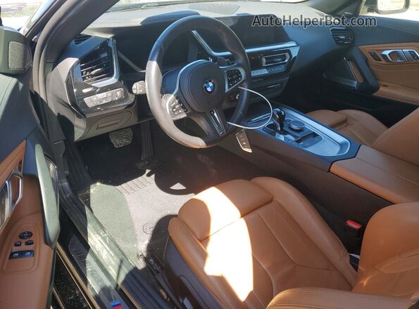 WBAHF3C02PWY16467 2023 BMW Z4 Gray Dashboard view