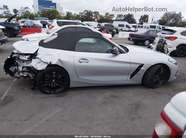 WBAHF9C02MWX29831 2021 BMW Z4 Silver Вид задньої частини салону