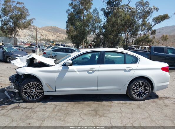 WBAJA5C5XKBX86514 2019 BMW 5 SERIES White Панорамний вид салону 360°