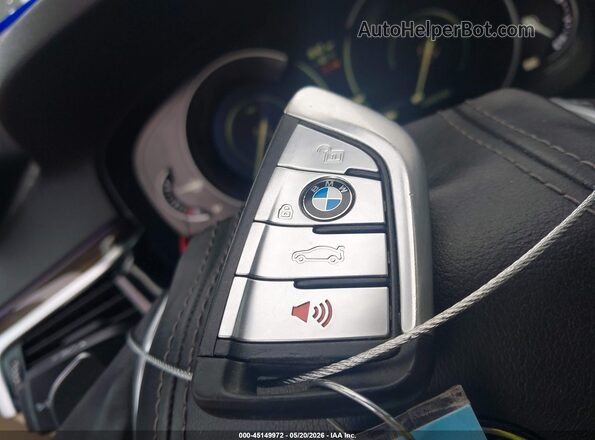 WBAJA9C53JB251613 2018 BMW 5 SERIES Black Vista del salpicadero