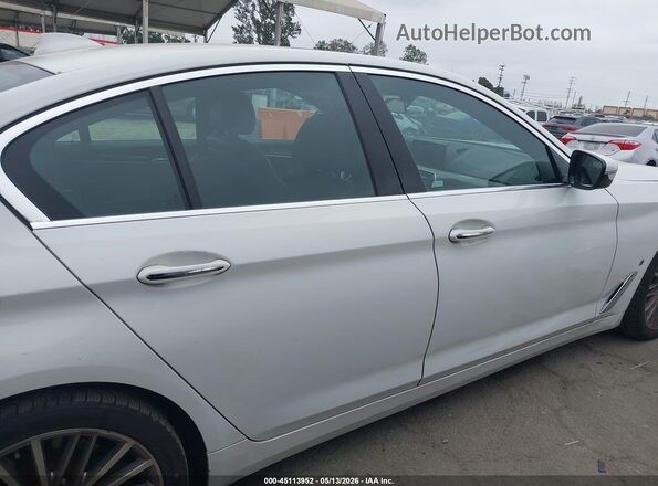 WBAJA9C59JB251132 2018 BMW 5 SERIES White Սալոնի 360 աստիճան տեսք