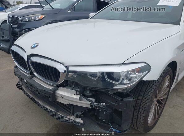 WBAJA9C59JB251132 2018 BMW 5 SERIES White Դիմացի տեսք
