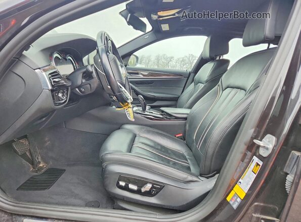 WBAJB1C58JB084065 2018 BMW 5 SERIES Charcoal წინა სალონის ხედი