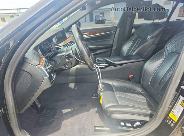 WBAJB9C50JG464583 2018 BMW M5 Black Vista interior delantera