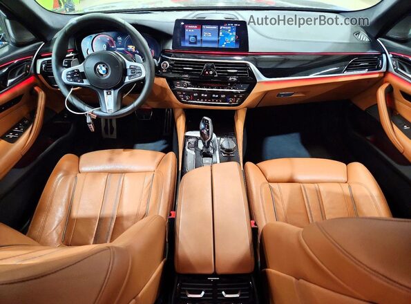 WBAJB9C52JB035796 2018 BMW 5 SERIES Blue Առջևի վահանակի տեսք