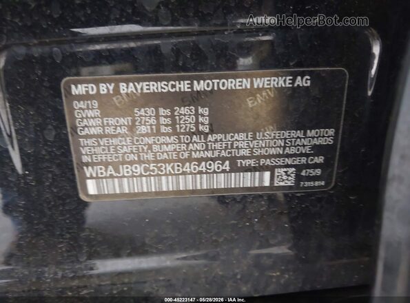 WBAJB9C53KB464964 2019 BMW 5 SERIES Black Vista del compartimento del motor