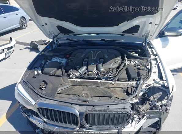 WBAJB9C56JB286983 2018 BMW 7 SERIES Белый Вид сзади