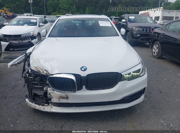WBAJE5C59KWW40425 2019 BMW 5 SERIES Белый Вид щитка приборов