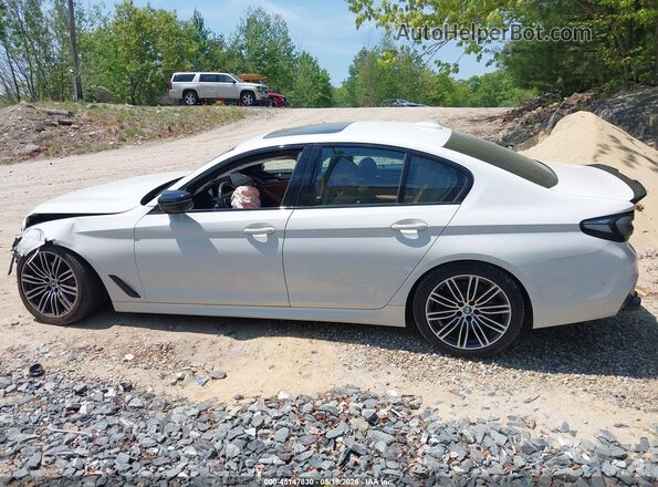 WBAJE7C50KWW12900 2019 BMW 5 SERIES White 