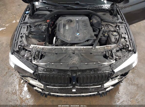 WBAJE7C58JWC55662 2018 BMW 5 SERIES Gray Rear view